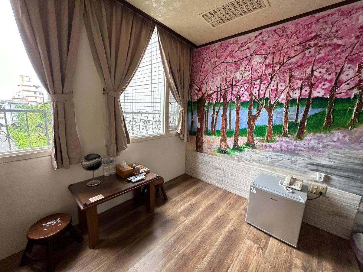 Ming Ren Hotspring Hotel Jiaoxi Extérieur photo