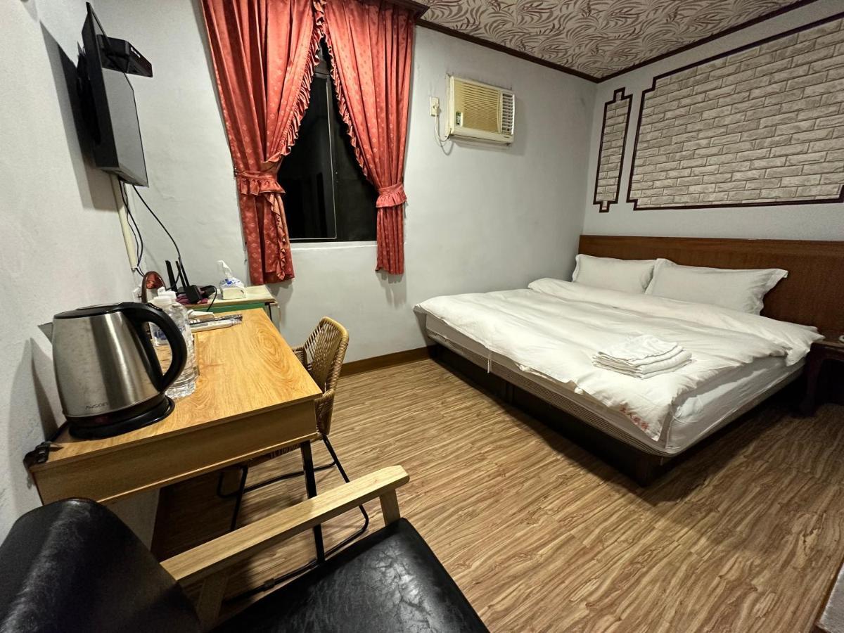 Ming Ren Hotspring Hotel Jiaoxi Extérieur photo