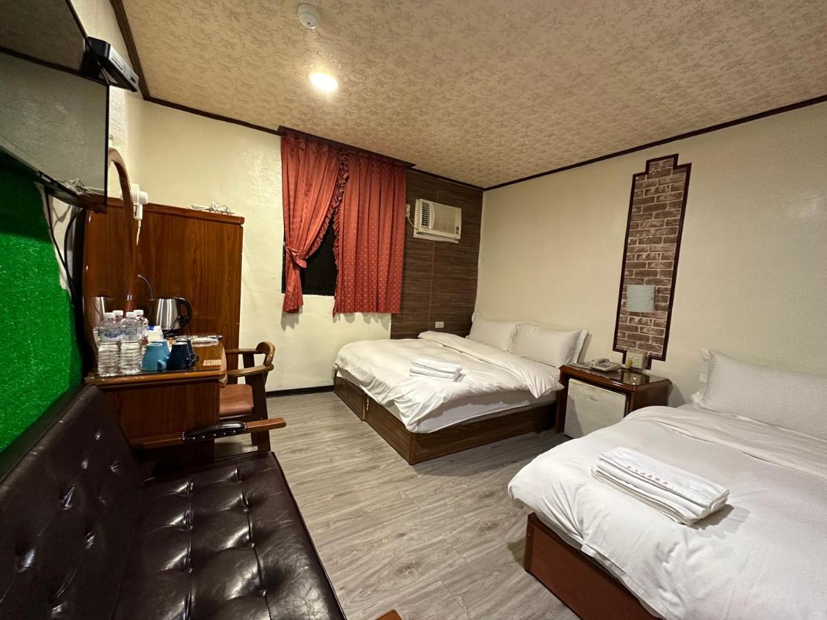Ming Ren Hotspring Hotel Jiaoxi Extérieur photo
