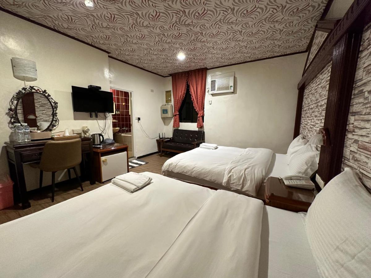 Ming Ren Hotspring Hotel Jiaoxi Extérieur photo